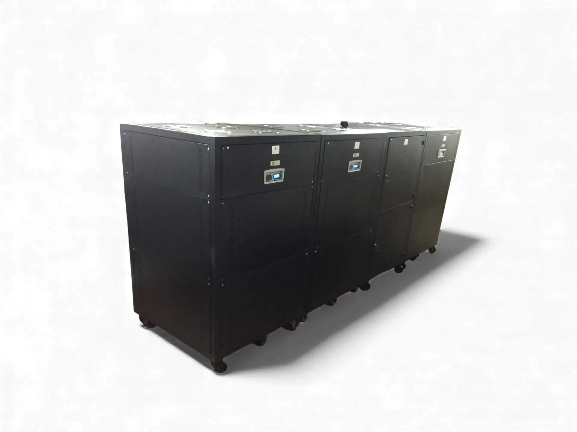 600-KVA THREE-PHASE REGULATOR