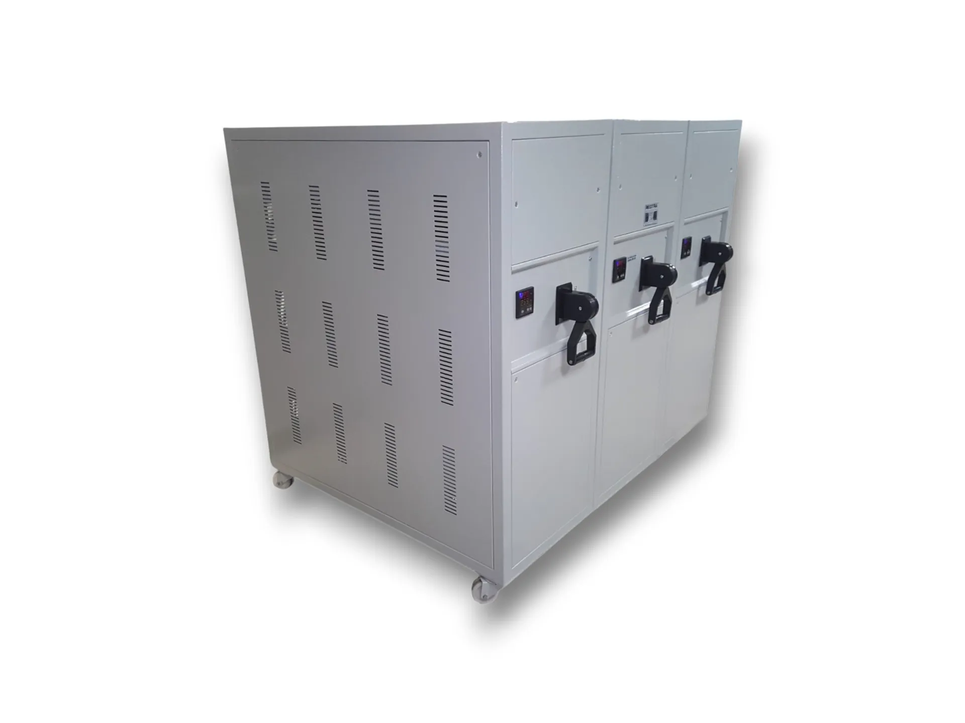 500-KVA THREE-PHASE REGULATOR